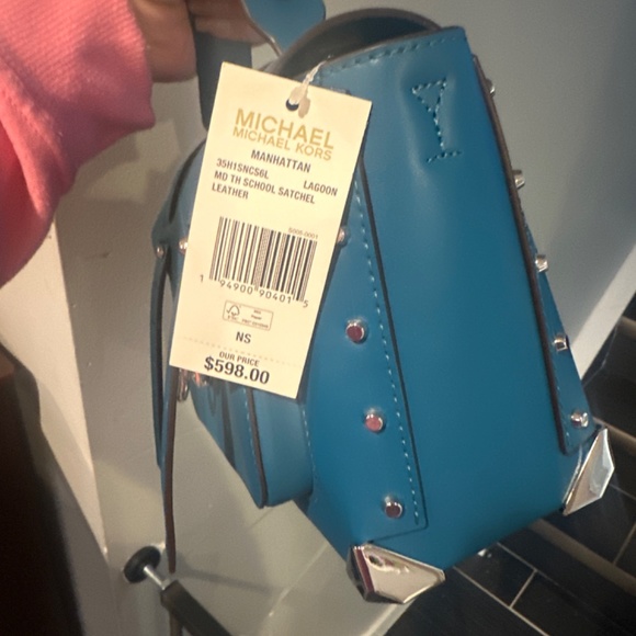 Micheal Kors Manhattan Handbag - Picture 3 of 4